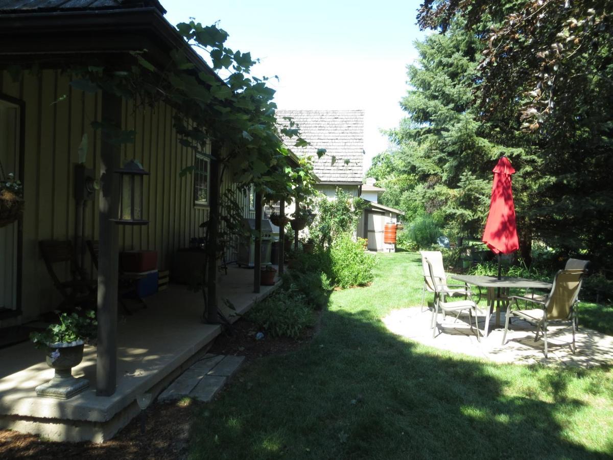 Cedar Gables Bed & Breakfast Niagara-on-the-Lake Exterior foto