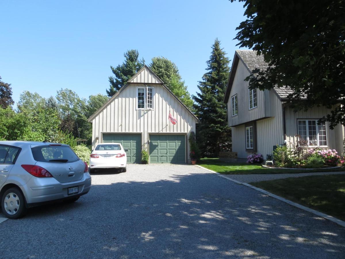 Cedar Gables Bed & Breakfast Niagara-on-the-Lake Exterior foto